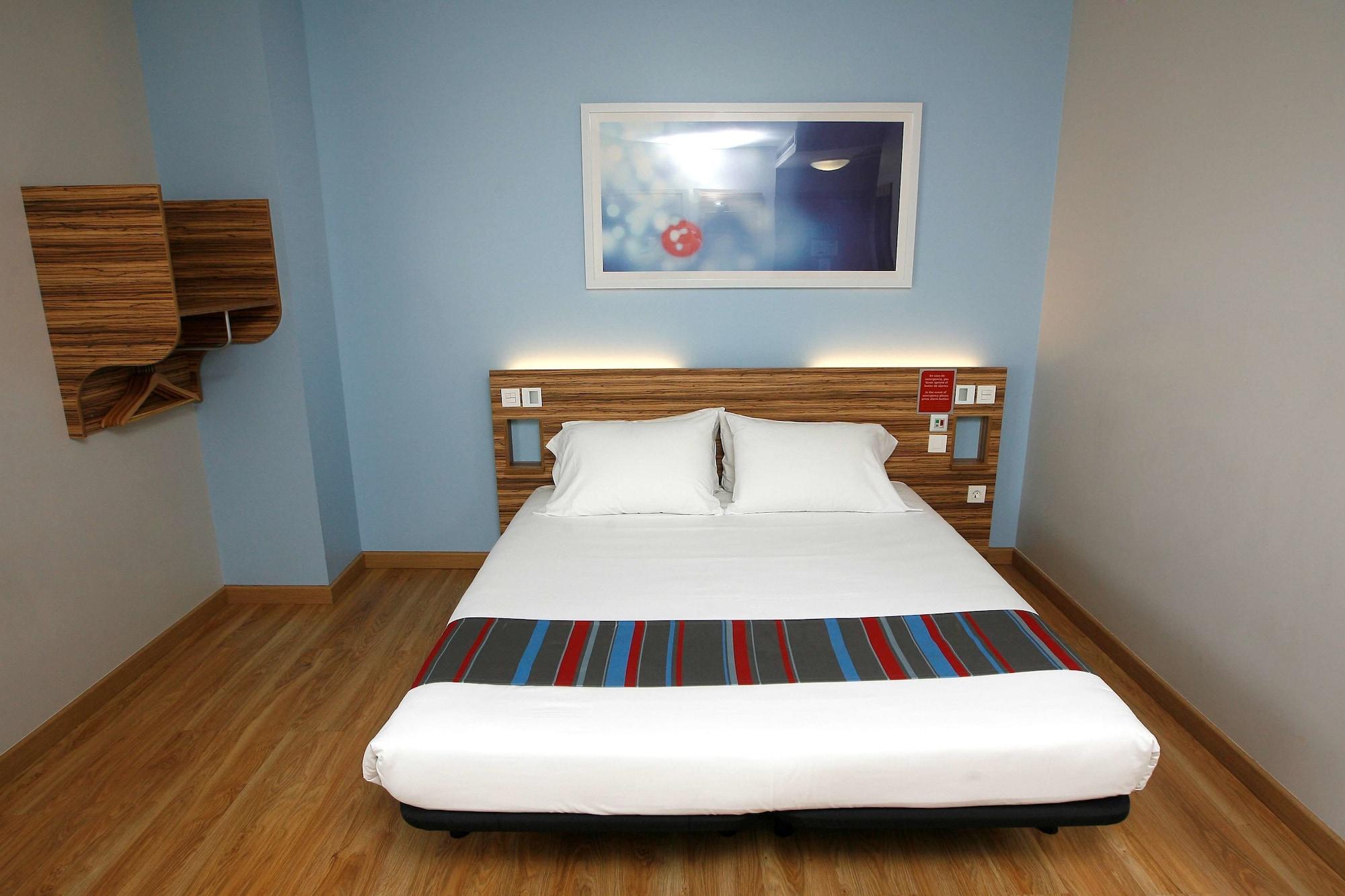 Travelodge Madrid Metropolitano Bagian luar foto