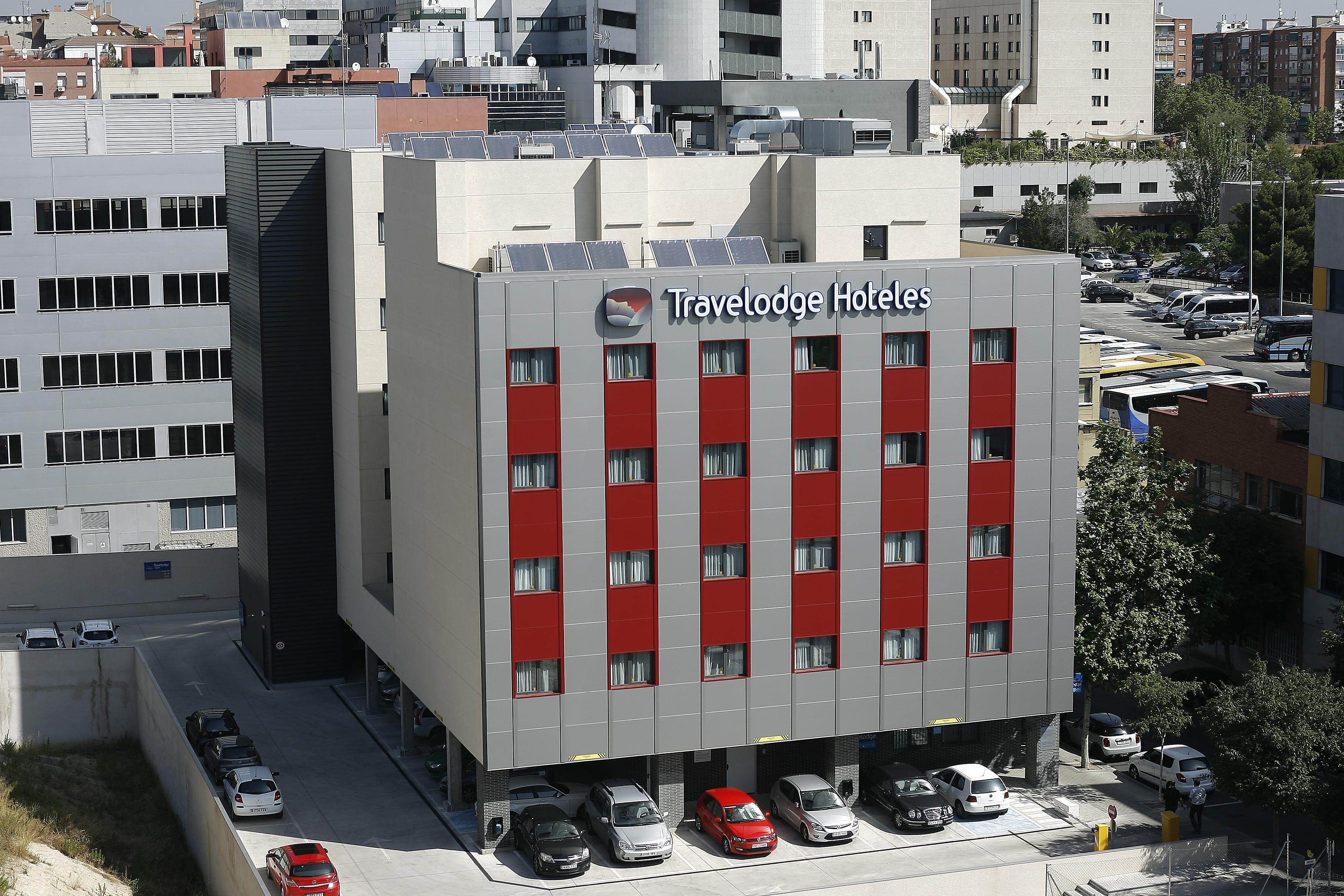Travelodge Madrid Metropolitano Bagian luar foto