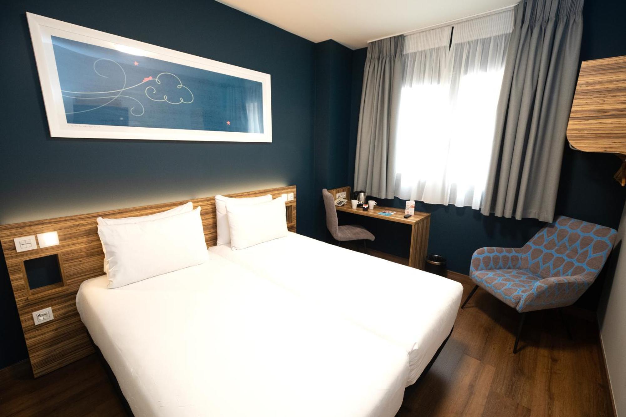 Travelodge Madrid Metropolitano Ruang foto