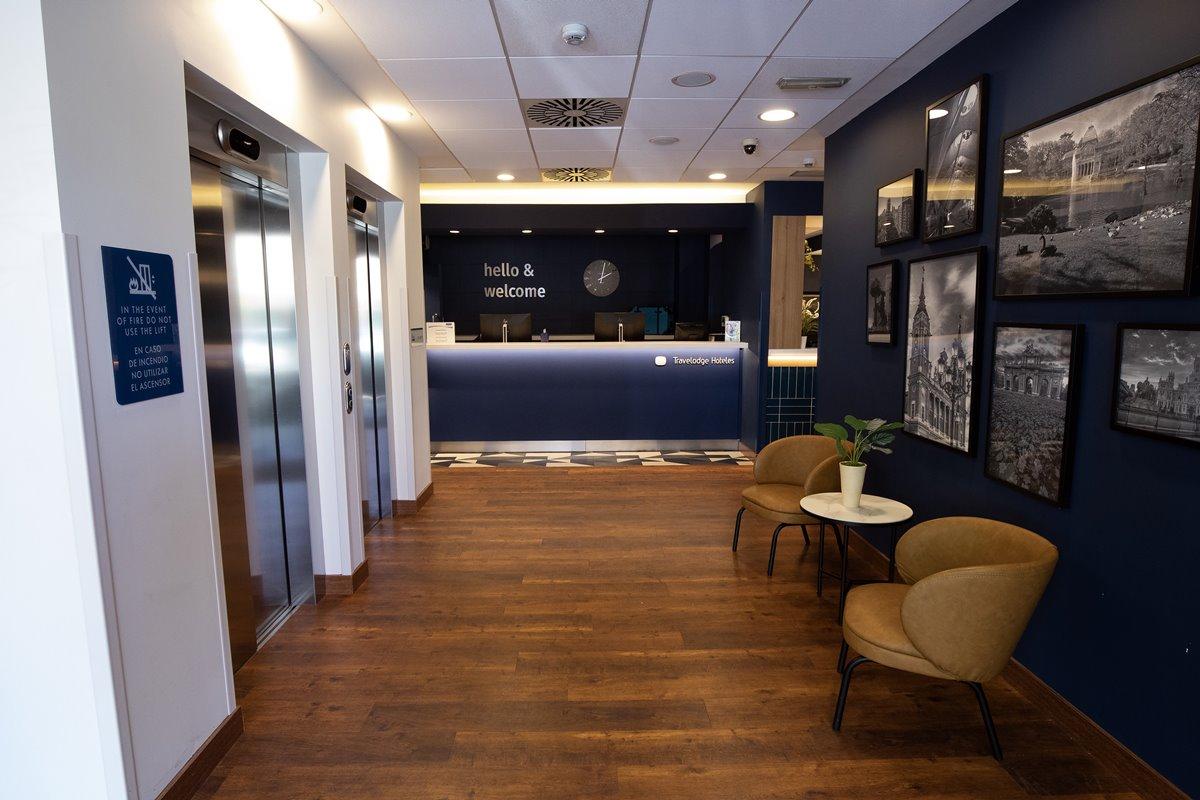 Travelodge Madrid Metropolitano Bagian luar foto